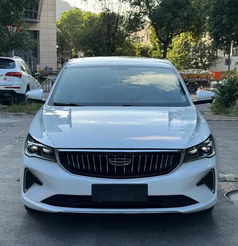 Geely Emgrand 2023 4th Generation Champion Edition 1.5L CVT Luxury — миниатюра 2