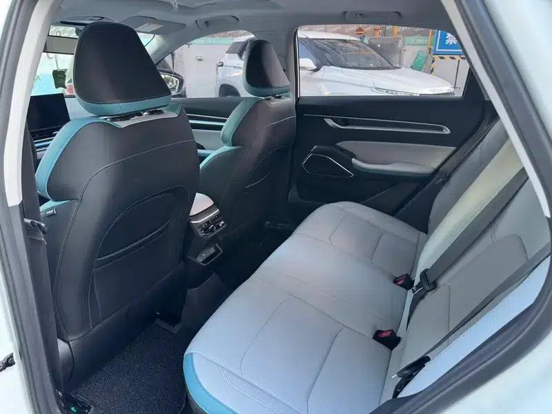 Geely Emgrand 2023 4th Generation Champion Edition 1.5L CVT Luxury — миниатюра 15