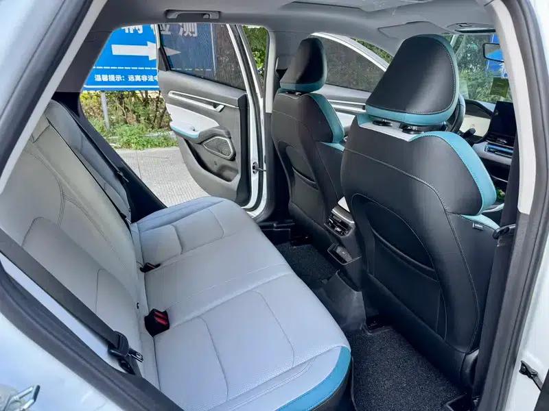 Geely Emgrand 2023 4th Generation Champion Edition 1.5L CVT Luxury — миниатюра 17