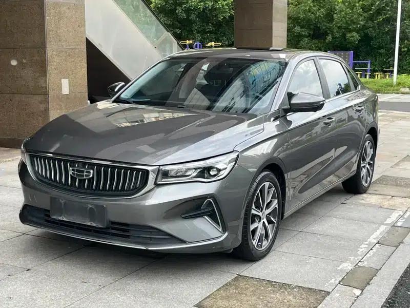 Geely Emgrand 2022 4th Generation 1.5L CVT Premium — миниатюра 1