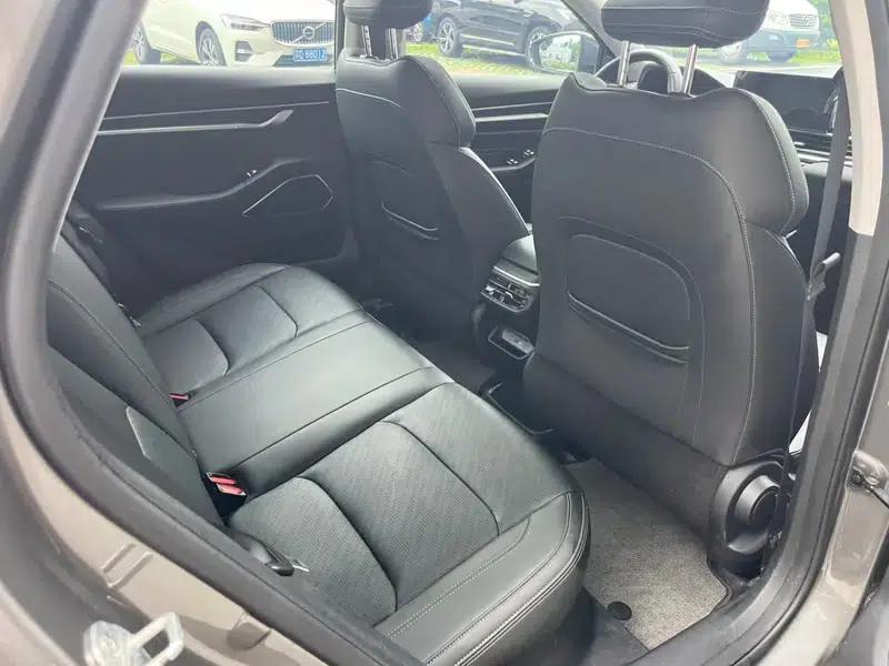 Geely Emgrand 2022 4th Generation 1.5L CVT Premium — миниатюра 15