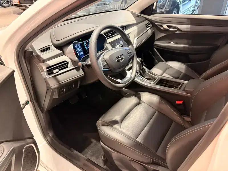 Geely Emgrand 2021 UP 1.5L CVT Luxury Edition — миниатюра 11