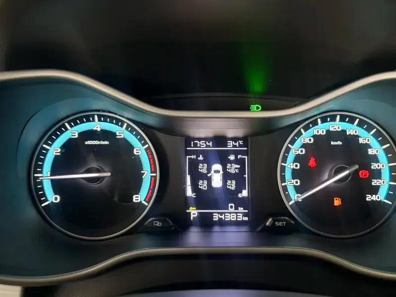 Geely Emgrand 2021 UP 1.5L CVT Luxury Edition — миниатюра 10