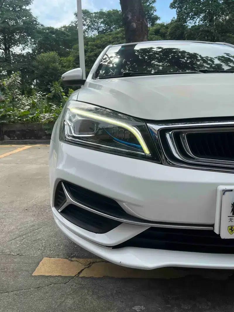 Geely Emgrand 2019 Leading Edition 1.5L Manual Upward Asian Games Edition (National VI Emission Standard) — миниатюра 12