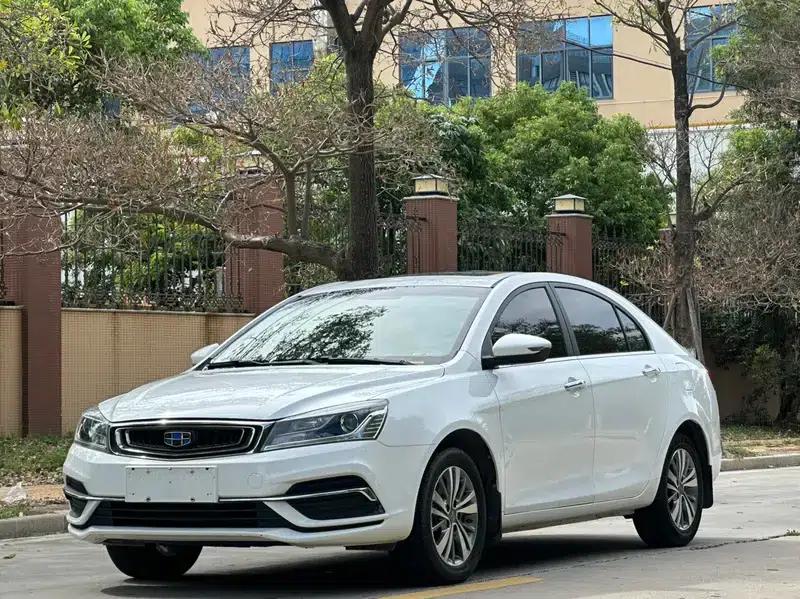 Geely Emgrand 2018 1.5L Manual Upward Connected Edition — миниатюра 1