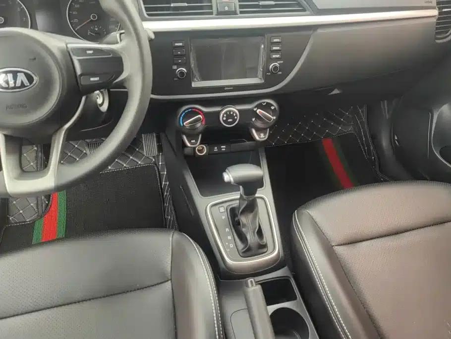 Kia K2 2017 Sedan 1.4L AT GLS — миниатюра 16