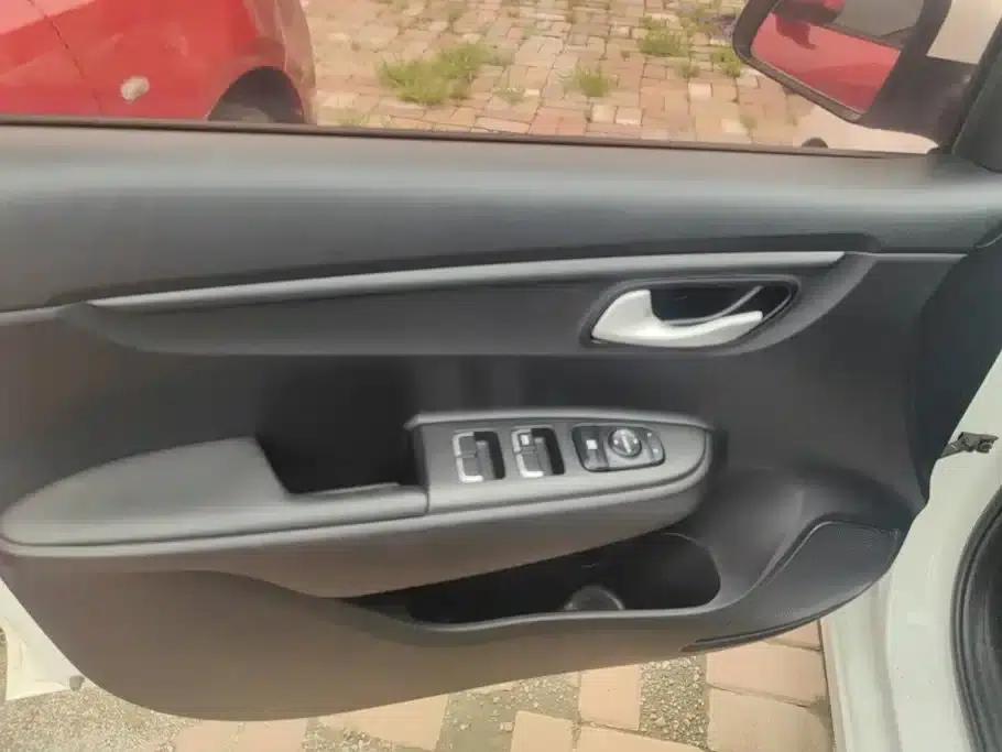 Kia K2 2017 Sedan 1.4L AT GLS — миниатюра 7