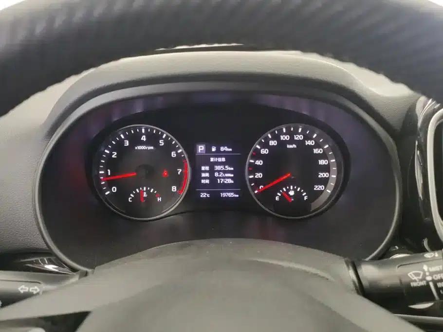 Kia K5 2021 1.4L Manual Fun Edition — миниатюра 14