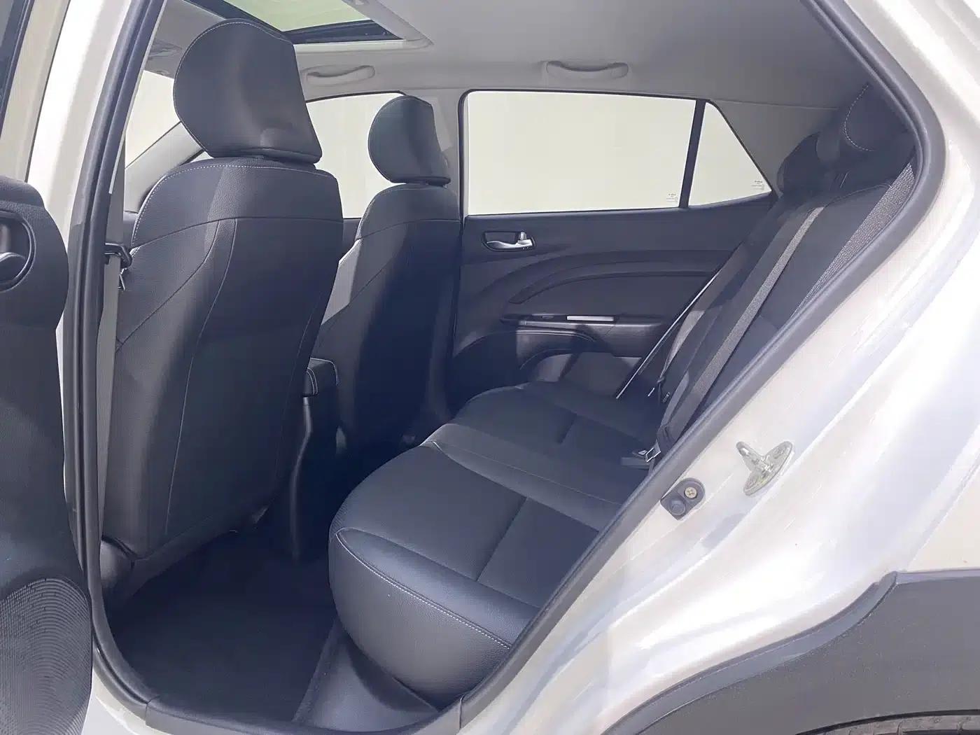 Kia K3 2021 1.4L CVT Sunroof Model — миниатюра 14