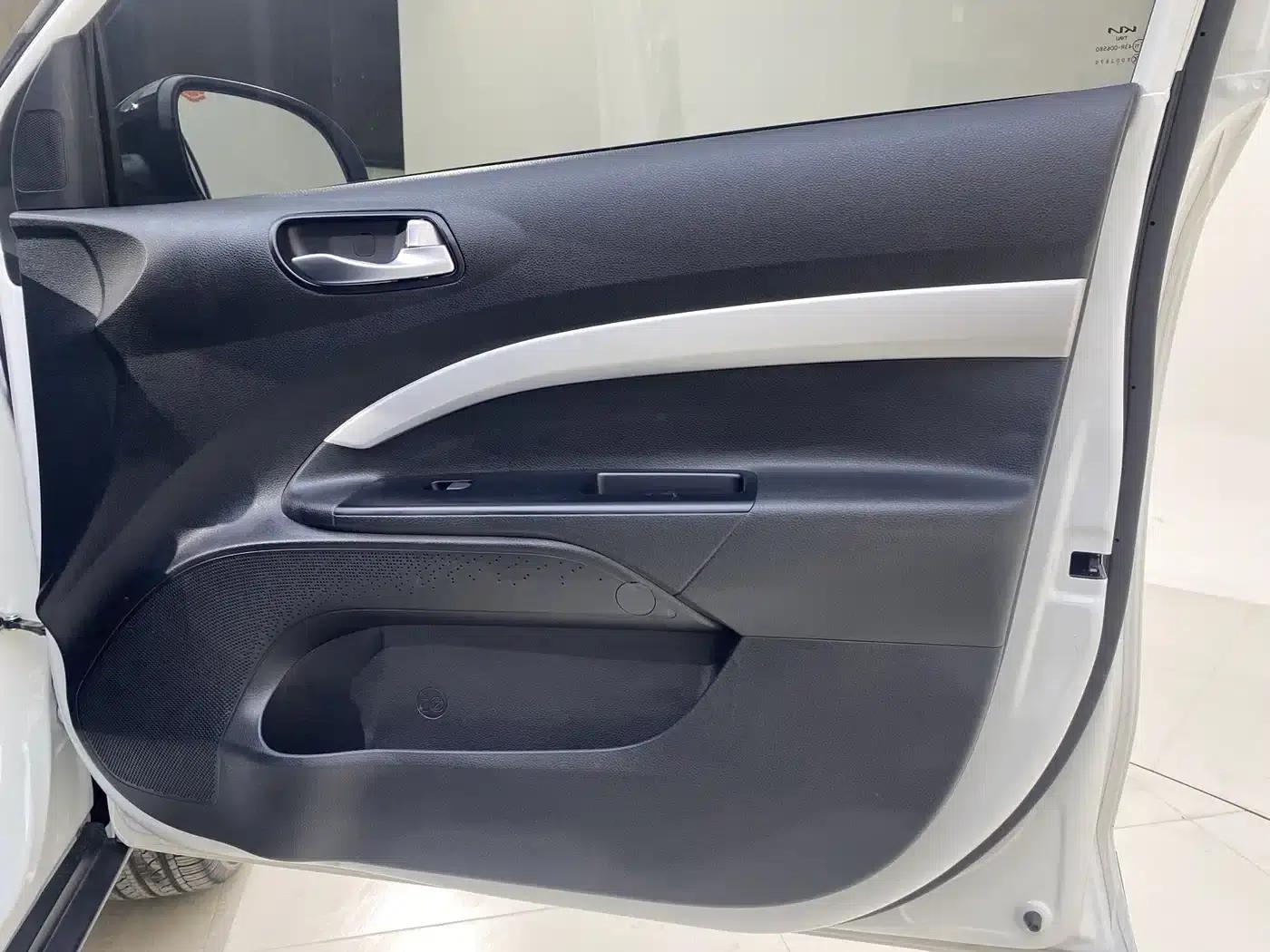 Kia K3 2021 1.4L CVT Sunroof Model — миниатюра 21