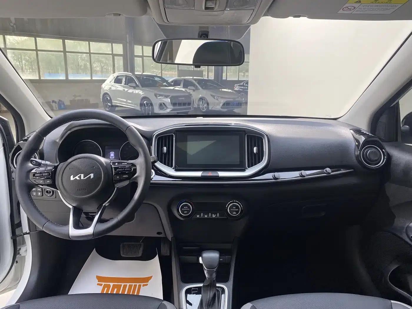 Kia K3 2021 1.4L CVT Sunroof Model — миниатюра 8
