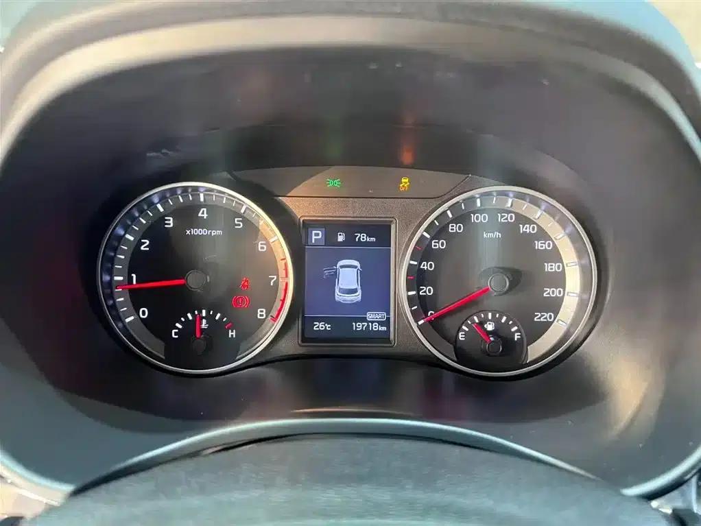 Kia K3 2021 1.4L CVT Enjoy Sunroof Edition — миниатюра 11