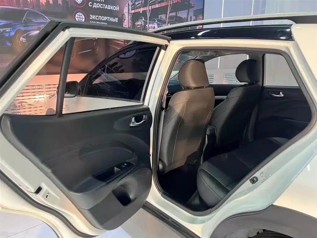 Kia K3 2021 1.4L CVT Enjoy Sunroof Edition — миниатюра 16