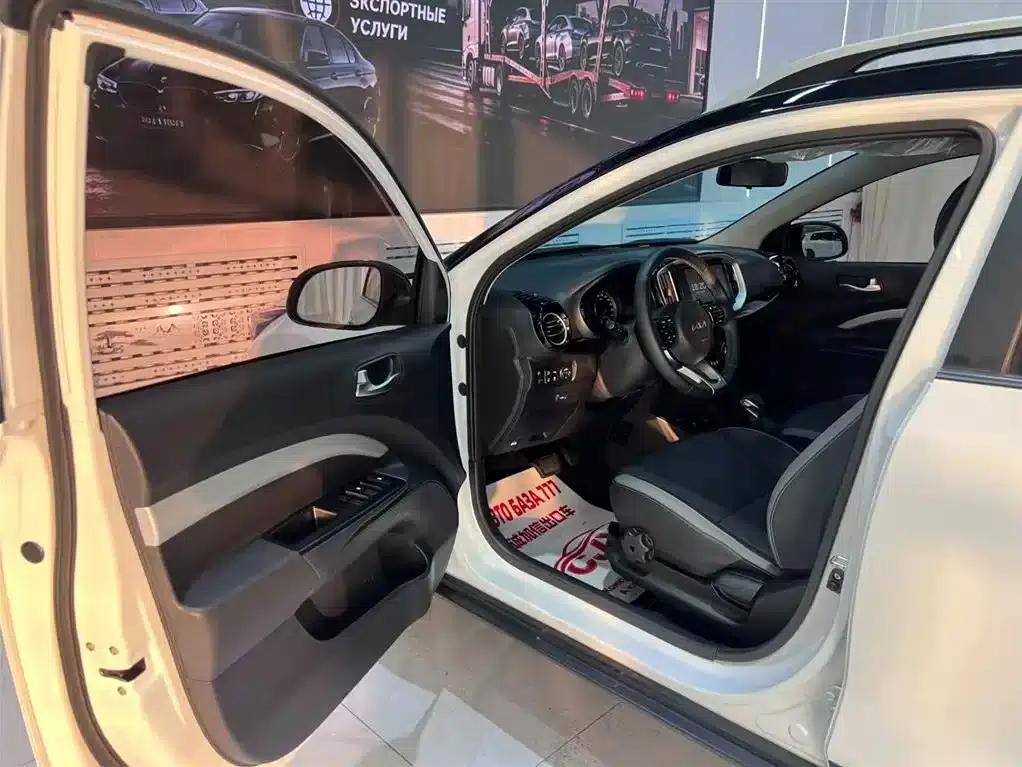 Kia K3 2021 1.4L CVT Enjoy Sunroof Edition — миниатюра 7