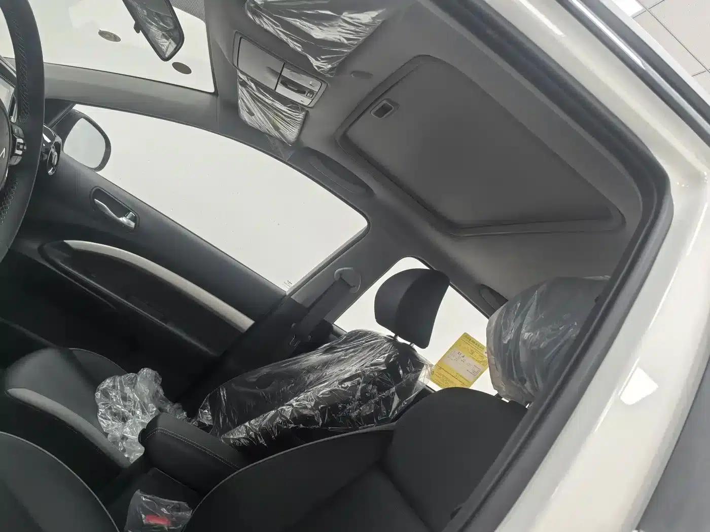 Kia KX2 2026 1.4L Sunroof Edition — миниатюра 8