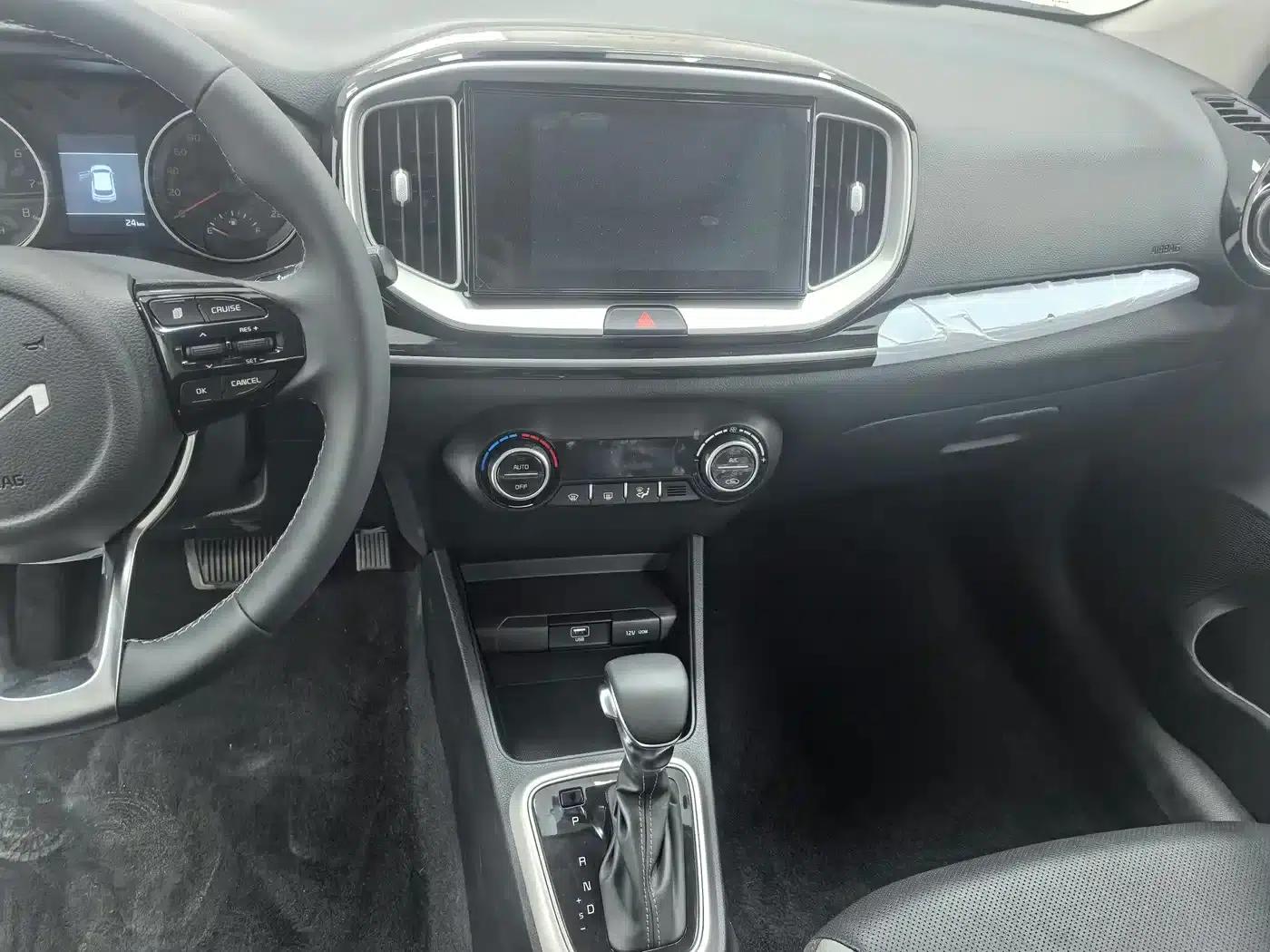 Kia KX2 2026 1.4L Sunroof Edition — миниатюра 9