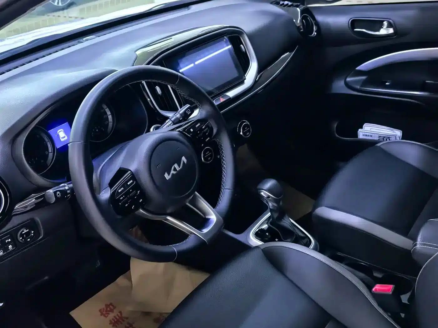 Kia K3 2021 1.4L CVT Enjoy Sunroof Edition — миниатюра 4