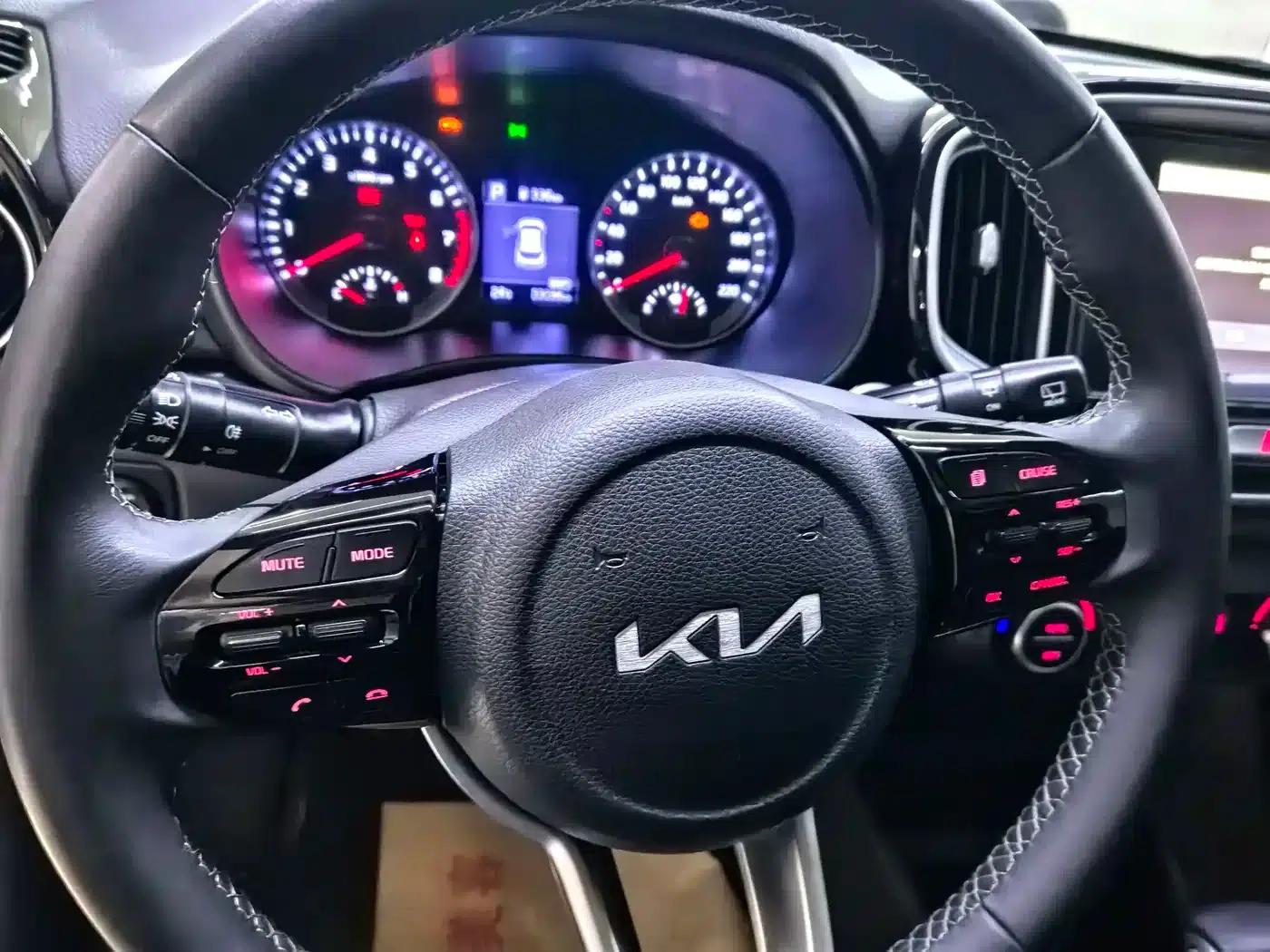 Kia K3 2021 1.4L CVT Enjoy Sunroof Edition — миниатюра 5
