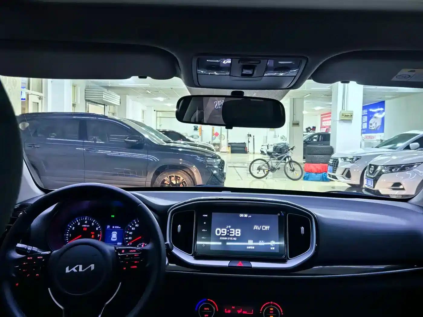 Kia K3 2021 1.4L CVT Enjoy Sunroof Edition — миниатюра 10