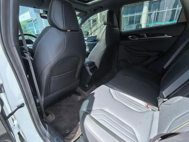 Geely Binyue 2025 Model Binyue L 1.5TD DCT Battle Edition — миниатюра 9