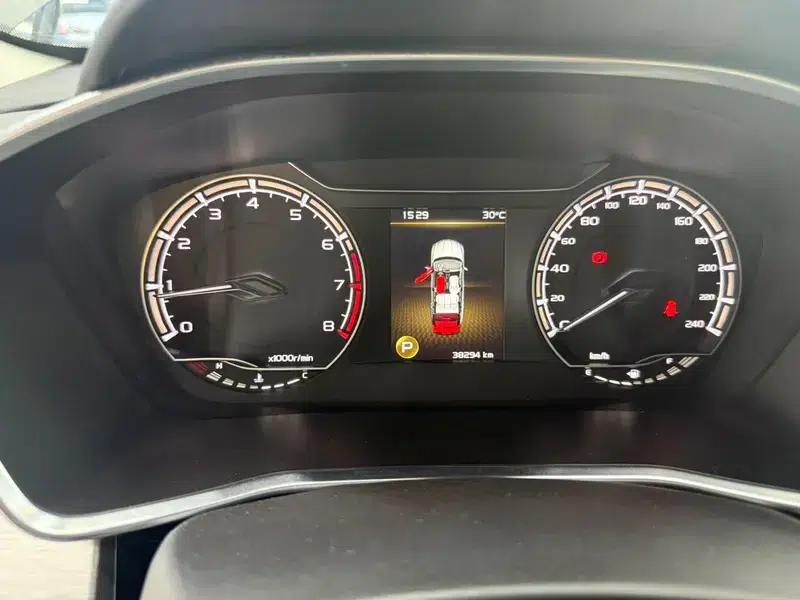 Geely Binyue 2021 240T DCT Platinum Edition — миниатюра 12