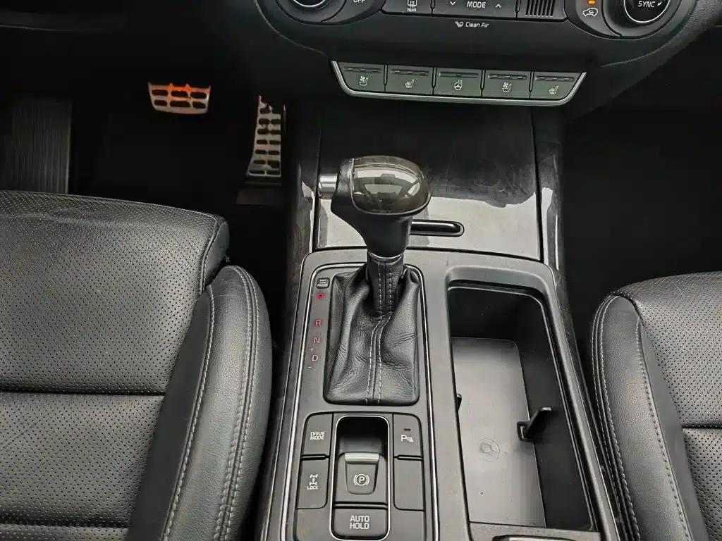 2015 Sorento L 2.0T Petrol 4WD Premium Edition 7-Seater (China IV Emission Standard) — миниатюра 13