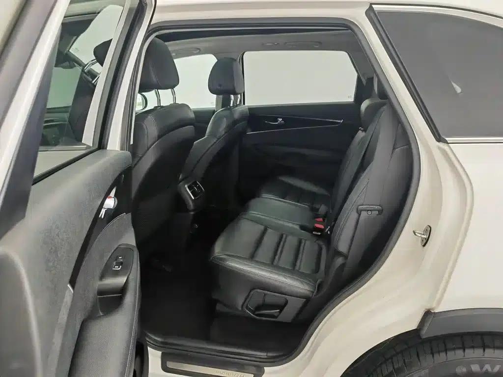 2015 Sorento L 2.0T Petrol 4WD Premium Edition 7-Seater (China IV Emission Standard) — миниатюра 15