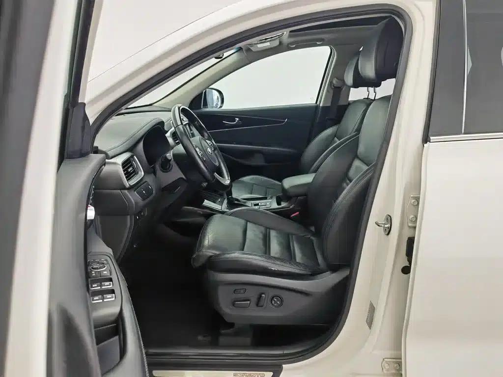 2015 Sorento L 2.0T Petrol 4WD Premium Edition 7-Seater (China IV Emission Standard) — миниатюра 10