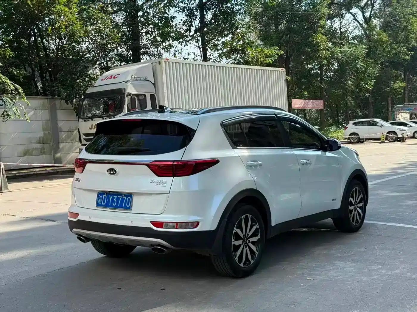 Kia KX5 2016 1.6T Automatic 2WD DLX — миниатюра 7