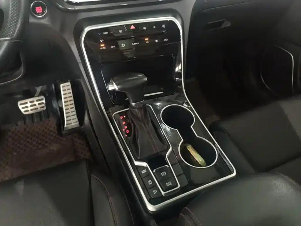 Kia KX5 2021 1.6T Automatic 2WD Luxury Edition — миниатюра 14
