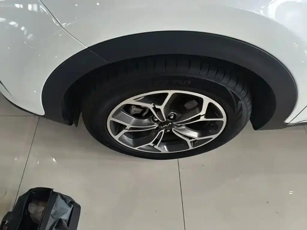 Kia KX5 2021 1.6T Automatic 2WD Luxury Edition — миниатюра 23