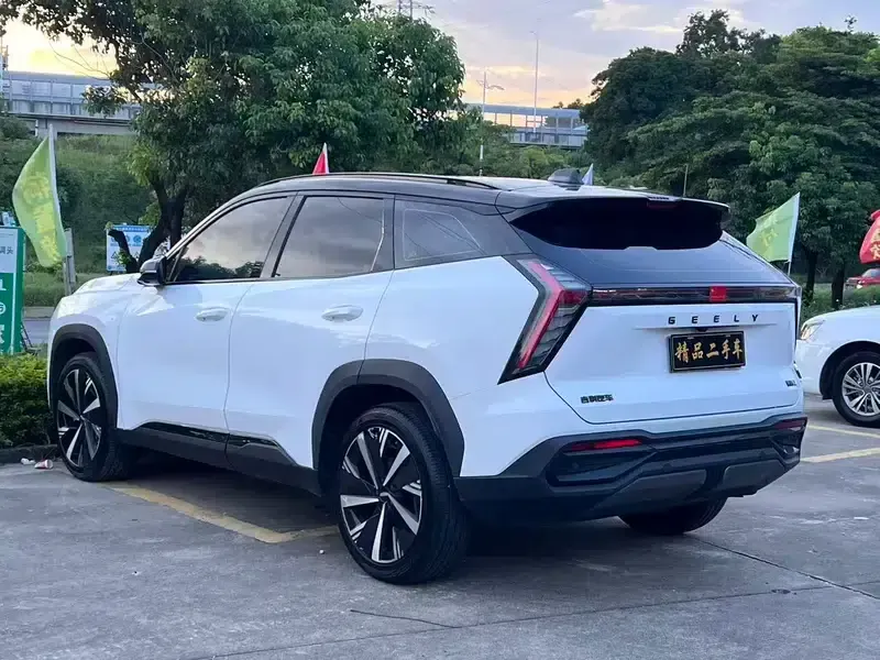 Geely Boyue L 2023 1.5TD DCT Premium Edition — миниатюра 4