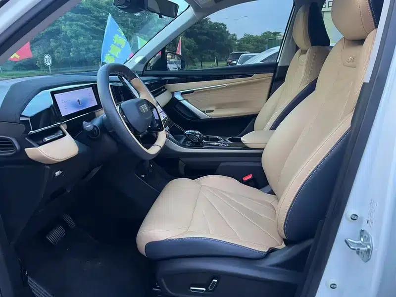 Geely Boyue L 2023 1.5TD DCT Premium Edition — миниатюра 8