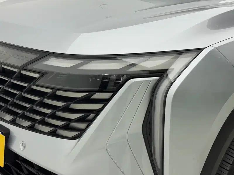 Geely Boyue L 2023 1.5TD DCT Premium Edition — миниатюра 12
