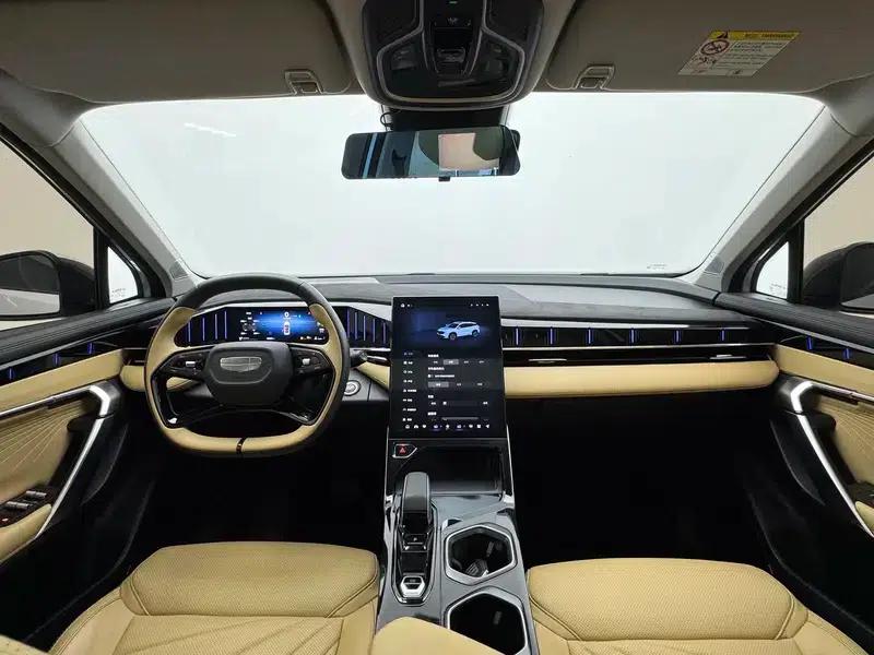 Geely Boyue L 2023 1.5TD DCT Premium Edition — миниатюра 14