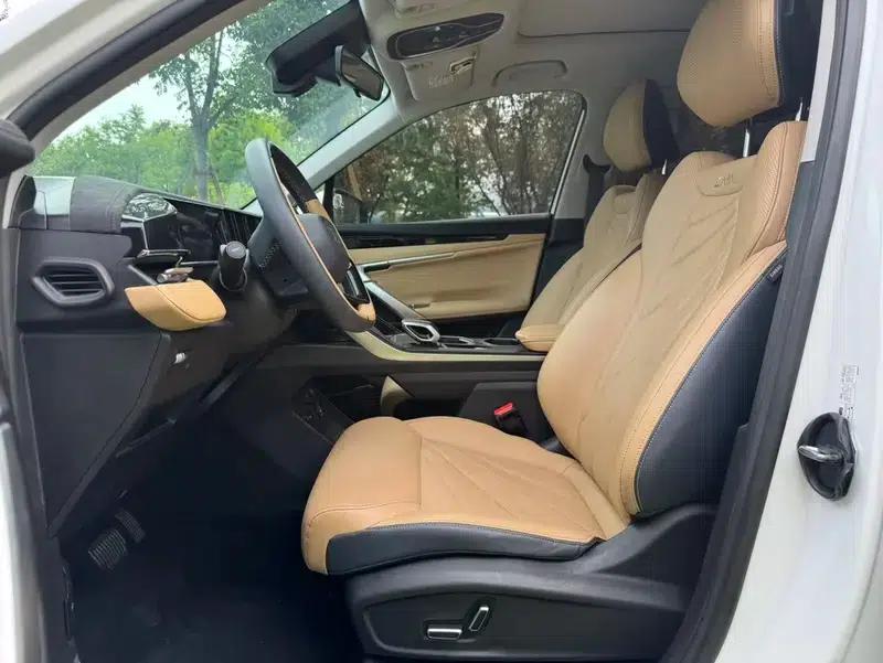 Geely Boyue L 2023 1.5TD DCT Premium Edition — миниатюра 10