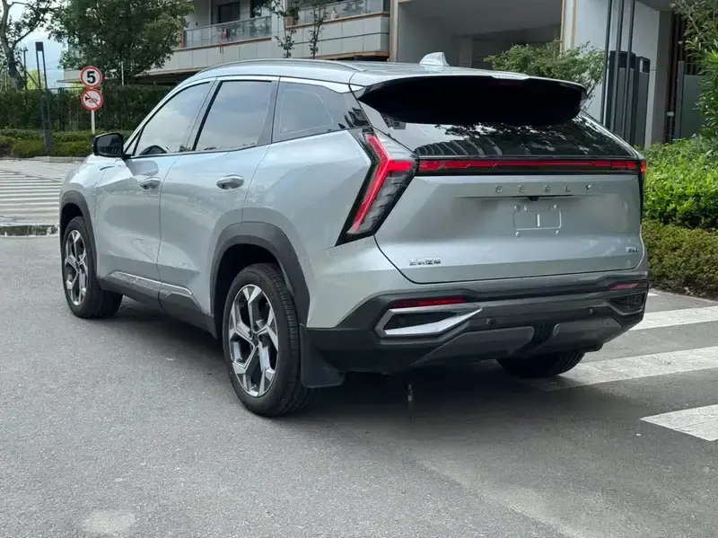 Geely Boyue L 2024 1.5TD DCT Premium Edition — миниатюра 5
