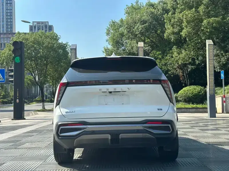 Geely Boyue L 2023 1.5TD DCT Premium Edition — миниатюра 5