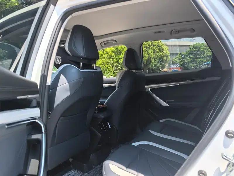 Geely Boyue L 2023 1.5TD DCT Glory Edition — миниатюра 12