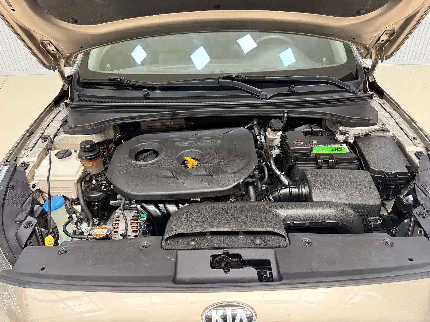 Kia K4 2014 1.8L Automatic GLS — миниатюра 3