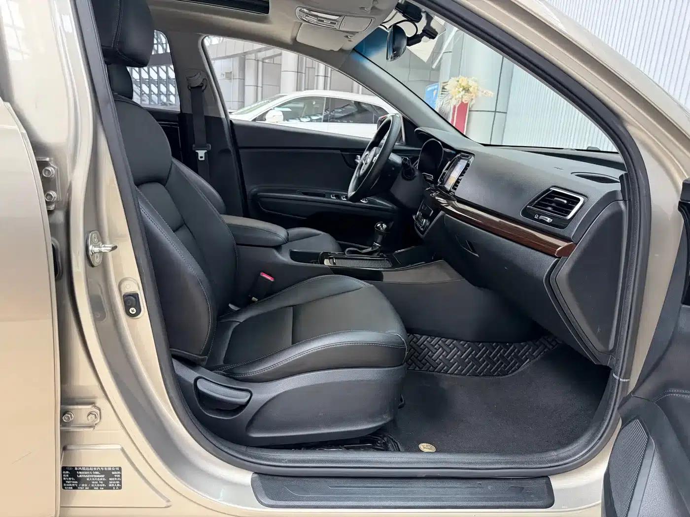 Kia K4 2014 1.8L Automatic GLS — миниатюра 10