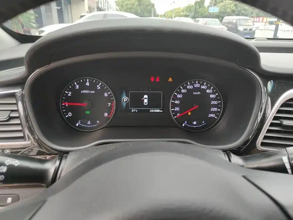 Kia K4 2014 1.8L Automatic DLX — миниатюра 12