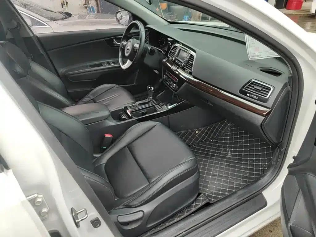Kia K4 2014 1.8L Automatic DLX — миниатюра 25