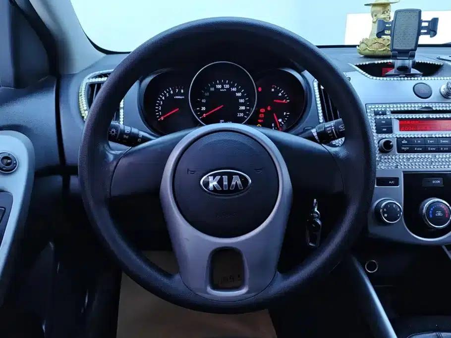 2014 Forte 1.6L MT GL — миниатюра 15