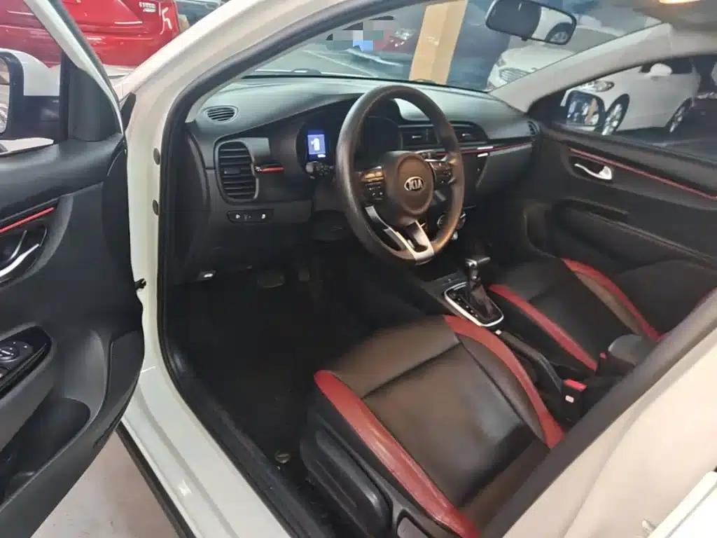 2017 KX CROSS 1.4L AT GLS — миниатюра 16