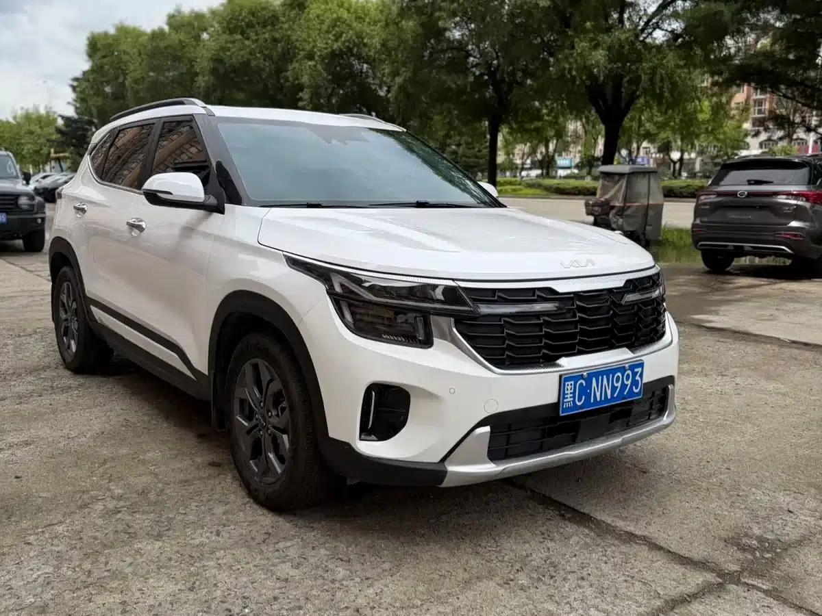 2023 Citroën Cytus 1.5L CVT Luxury Edition — миниатюра 3