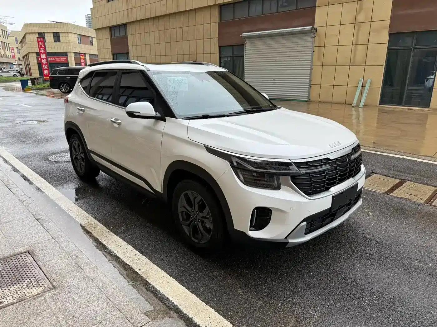 2023 Citroën Cytus 1.5L CVT Luxury Edition — миниатюра 3