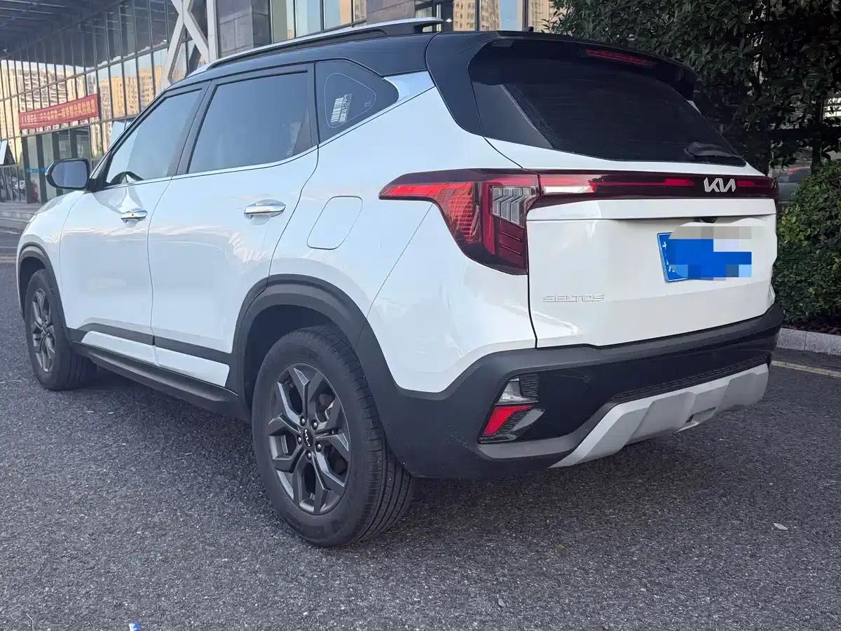 2023 Citroën Cytus 1.5L CVT Premium Edition — миниатюра 6