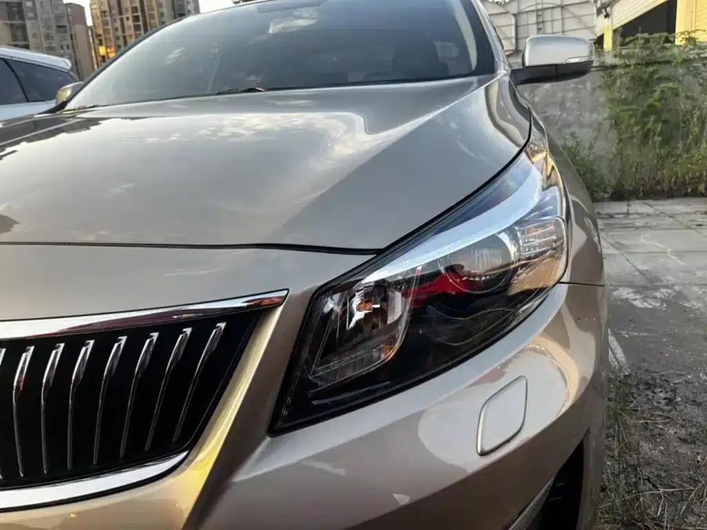Kia K5 2017 1.8L Automatic DLX — миниатюра 3