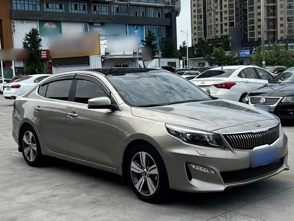 Kia K5 2017 1.8L Automatic DLX — миниатюра 9